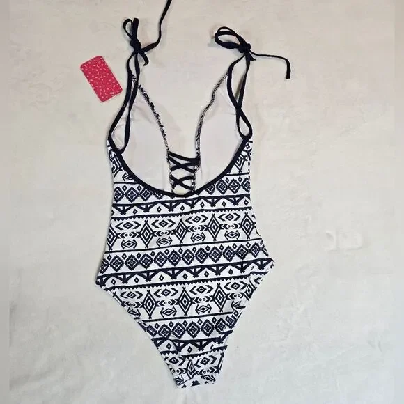 🌿NWT "PatPat" tribal print one piece swimsuit size Small - Picture 6 of 11
